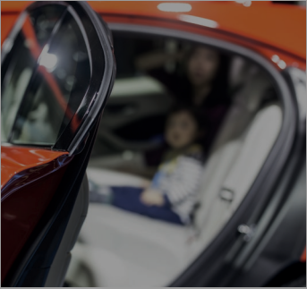 Improved corner mold seals